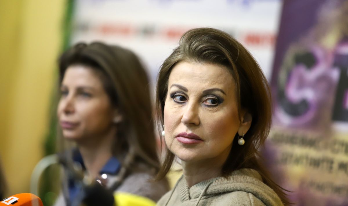 Илиана Раева се разплакала | ФАКТИ.БГ Илиана Раева се разплакала