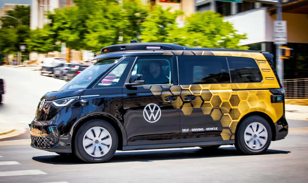 Uber ще използва автономни VW ID.Buzz