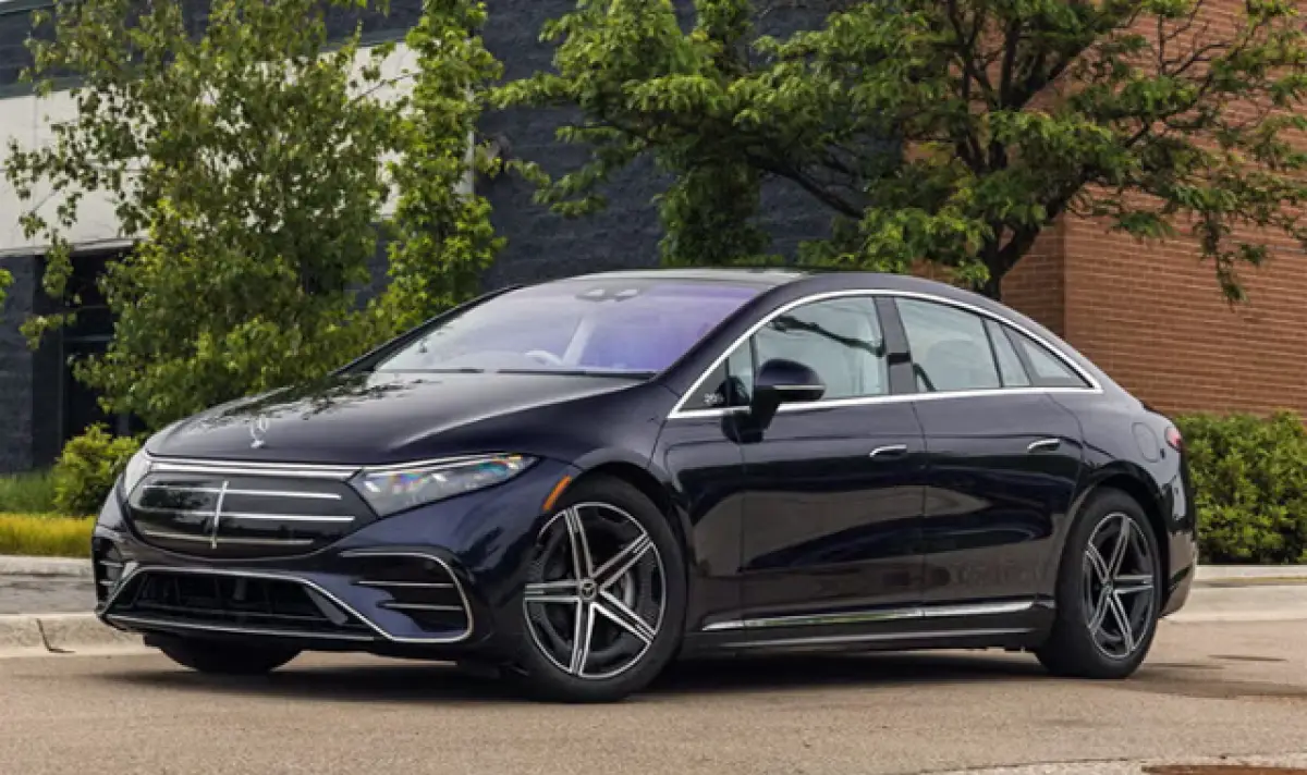 След шокови ценови намаления Mercedes прекратява производството на EQ модели в САЩ
