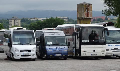 Автобусните превозвачи излизат на протест - 1