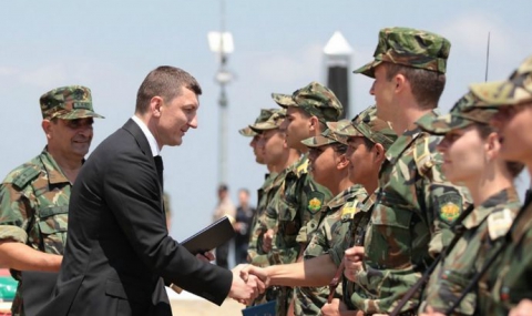 Първи пагони ще получат випускниците от НВУ „Васил Левски“ - 1