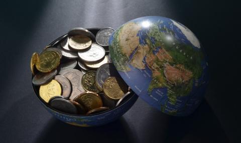 Светът дължи 3 пъти повече от размера на световната икономика - 1