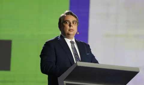 Асен Василев: Уж новият месия Радев ни предлага по-постна пица и от тази на ГЕРБ - 1