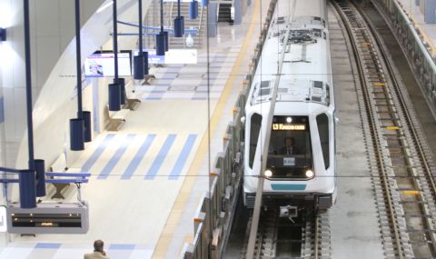 Проблем с линия 3 на метрото в София, очакват се огромни закъснения - 1