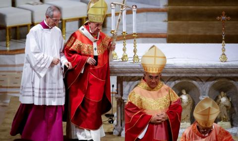 Страшни обвинения към протеже на папата - 1