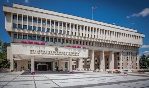 МВнР призовава българите да не пътуват до Пирот - 1