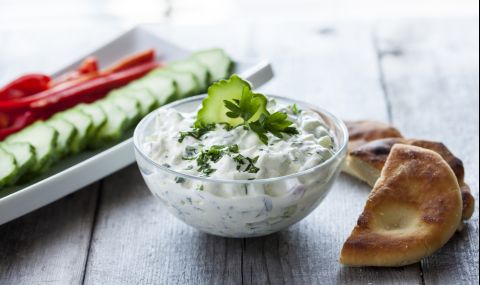 Рецепта на деня: Лятна разядка с тиквички - 1