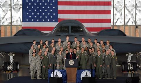Тръмп: Създаваме космическа армия - 1