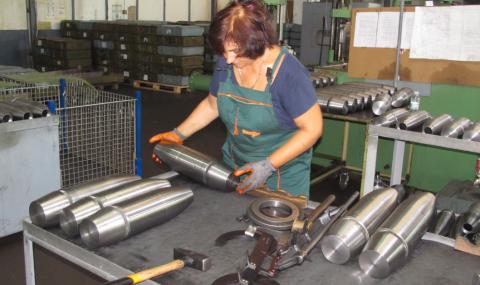 На първо четене: Министерството на икономиката поема контрола върху производството на оръжия - 1