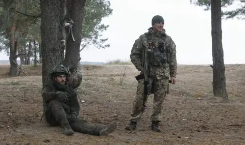 Украйна и Русия си размениха по 205 военнопленници преди очакваното примирие - 1