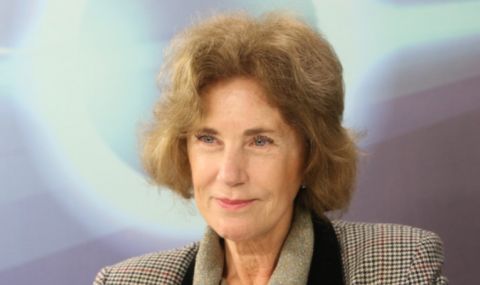 Поптодорова: Все по-притеснително е, че се въздържаме да дадем оръжие на Украйна - 1