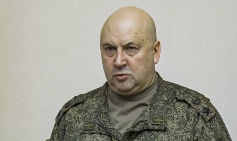 Генeрал Суровикин не е арестуван, заяви дъщеря му - 1