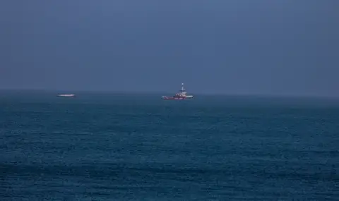 Британската компания за морска сигурност: Два кораба са били атакувани в Аденския залив - 1