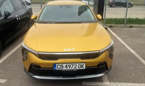 Наследникът на Kia Ceed вече е в България. Ясна е и цената му - 1