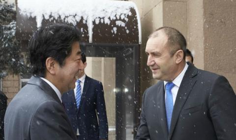 Радев и Абе оптимисти за българо-японските отношения - 1