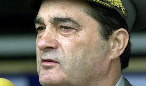 Осъденият за военни престъпления югославски генерал Небойша Павкович почина в Белград - 1