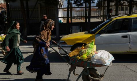 Шест милиона афганистанци са изложени на риск да гладуват - 1
