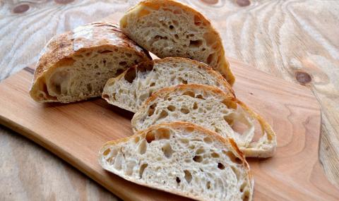 Рецепта на деня: Домашен хляб с хрупкава коричка - 1