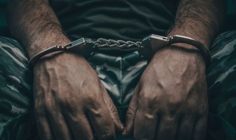 Двама войници, заподозрени в убийството на деветчленно семейство, са задържани - 1