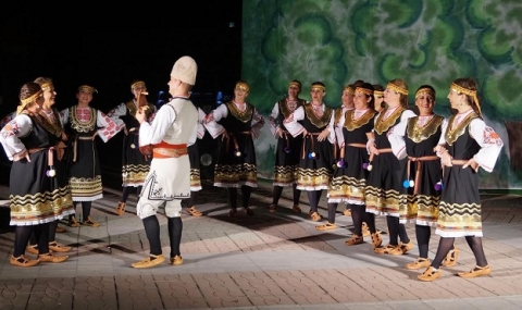 Магия от български танци плени сърцата на ардинчани - 1