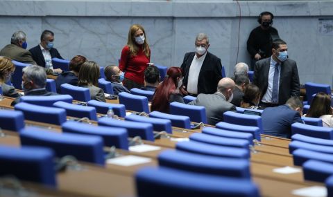 Парламентът създаде спецпрокурор, който да разследва главния - 1