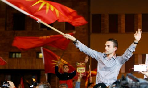 Македонският президент скочи на премиера - 1