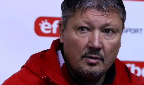 Любо Пенев се завърна в България - 1