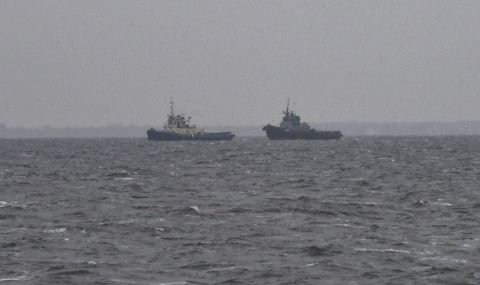 ДНР: Украйна игнорира призивите за евакуация на гражданите от корабите, блокирани в Мариупол - 1