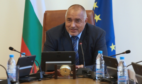 Борисов, Вучич и Понта обсъждат бежанската криза на лична среща - 1