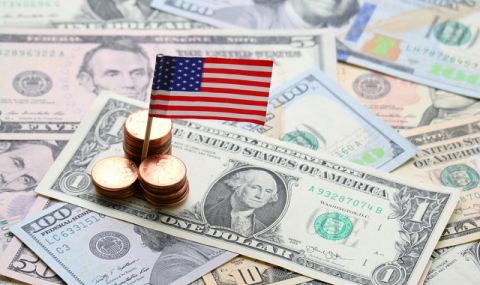 Доларът остава стабилен към основните световни валути - 1