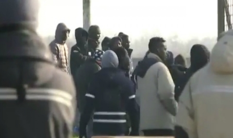 Мигранти на бунт близо до Венеция - 1