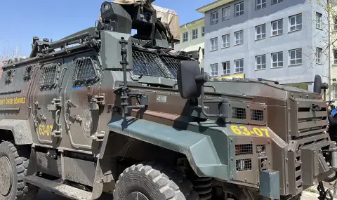 Турция блокира 940 акаунта след стрелбата в две училища - 1