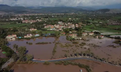 Greece declares red code for dangerous weather  - 1