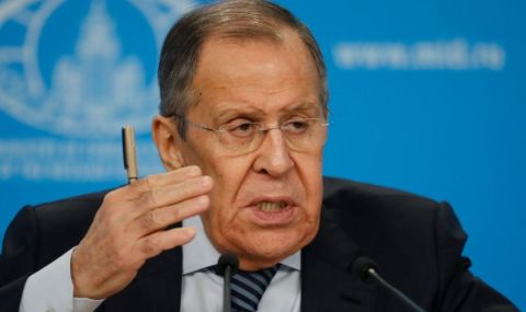 Лавров: Киев извършва "крещящи нарушения на международното хуманитарно право" - 1