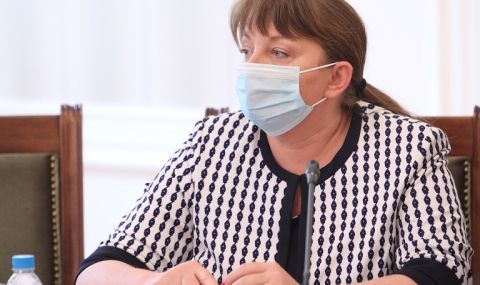 Сачева: Елена Йончева използва политиката за лични цели - 1