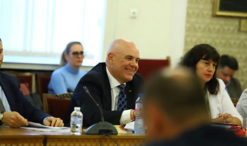 Гешев пред БСП: Няма да допусна политическа намеса в съдебната власт - 1