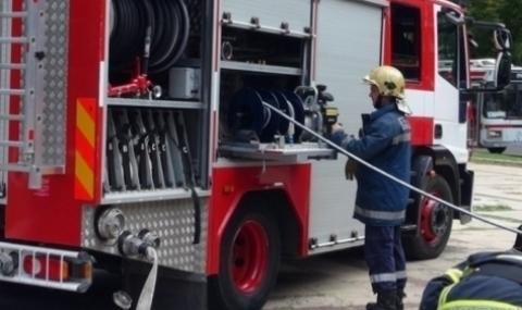 Камион, превозващ метан, се запали на пътя Пловдив-Карлово - 1
