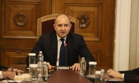 Румен Радев "притиска" парламента  за бюджета - 1