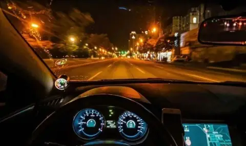 Забраняват на начинаещите шофьори да шофират през нощта, да карат с над 110 км/ч и да управляват тежки SUV-та - 1
