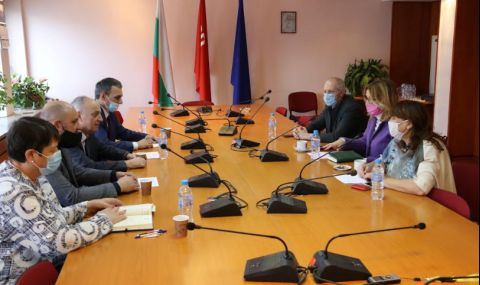  Депутати от БСП се срещнаха с представители на Българската болнична асоциация - 1