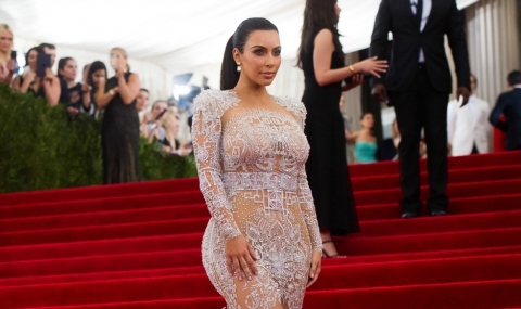 Кардашиян отслабва с торба за боклук - 1