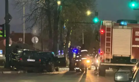 Двама души загинаха при тежка катастрофа в Нова Загора