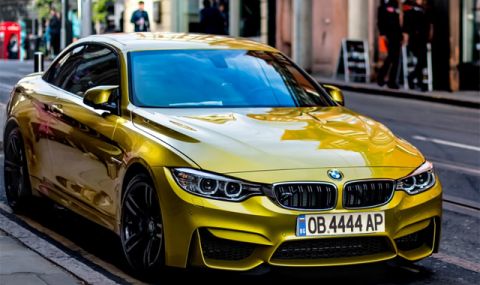 Най-отявлените психопати на пътя карат BMW със златист цвят и с "еднакви номера" - 1
