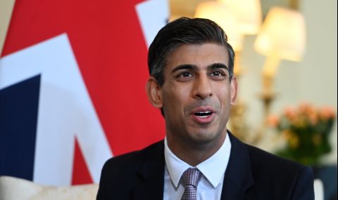 Риши Сунак и Володимир Зеленски се отнасят предпазливо към изтеглянето на руските сили от Херсон  - 1