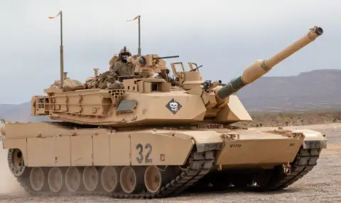 Руснаците унищожиха трети американски танк M1 Abrams в Украйна - 1