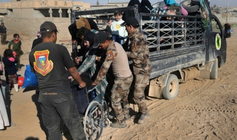 Десетки убити при бомбена атака на бензиностанция в Ирак - 1
