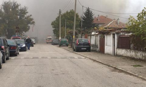 Голям пожар във фабрика в Катуница - 1