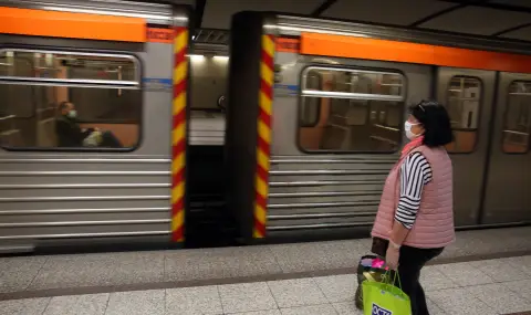 Голям успех на пилотната програма в Атина с денонощен транспорт - 1