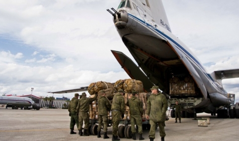 Еквадорски военен самолет се разби - 1