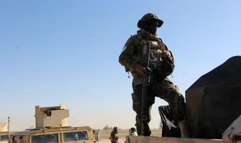 Кървави сблъсъци между Афганистан и Пакистан: над 12 цивилни убити - 1